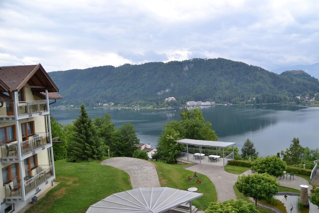 Panoramablickhotel - Lakeview Apartments Annenheim Exterior photo